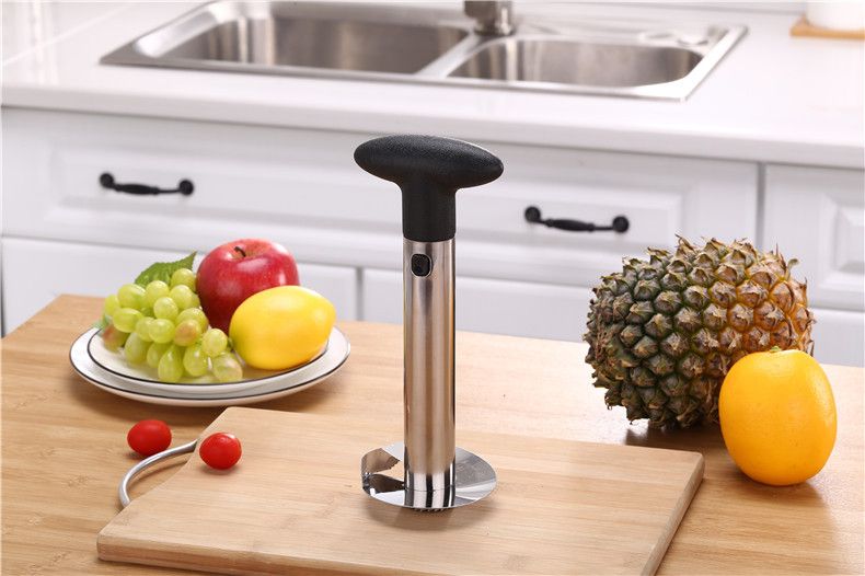Stainless Steel Pineapple Peeler Pineapple Peeler Household Pineapple Knife To Core Peeler Kitchen Gadgets, Color: Black, Specification: Opp bag