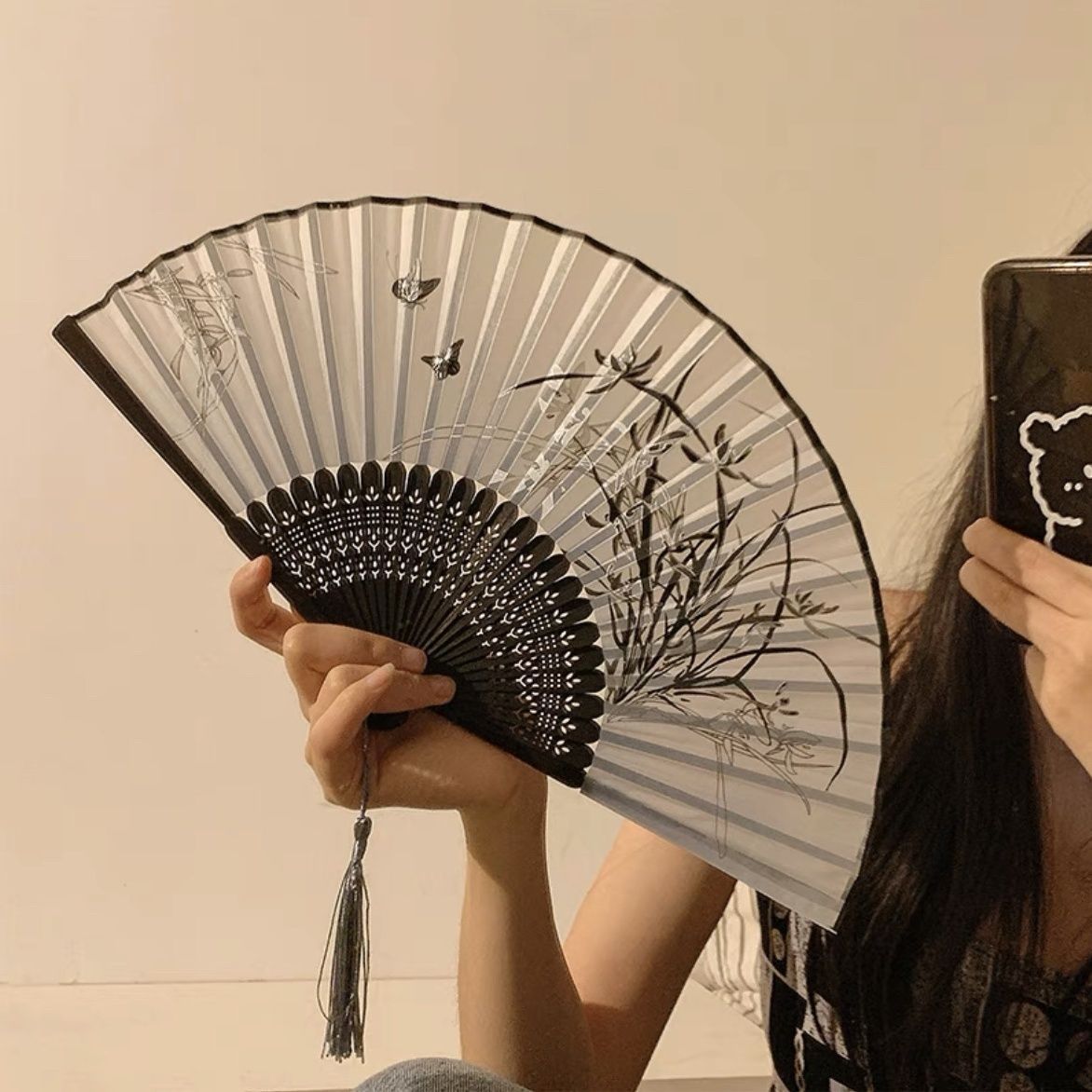 Chinese Style Folding Small Fan Carry-on Ancient Style Hanfu Ancient Dress Dance New Chinese Style Black Folding Fan Female, Color: orchid