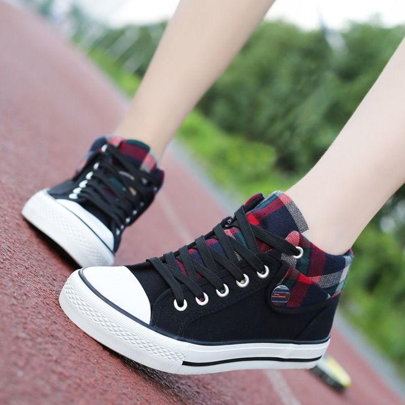 Canvas Culture Kickers