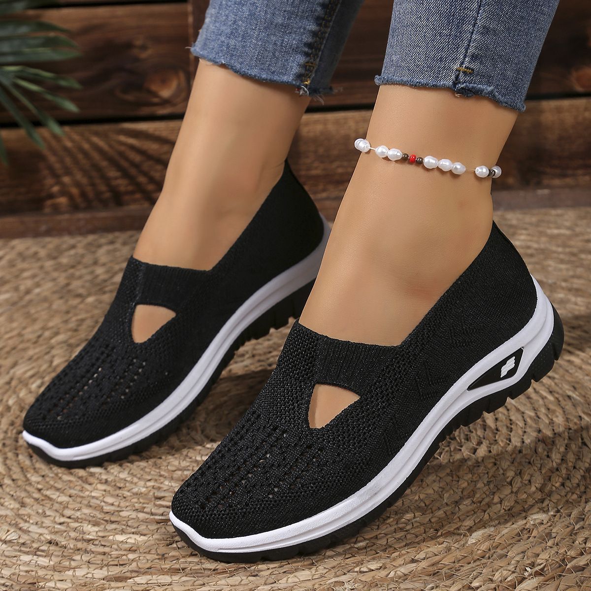 Breathable Fly Woven Mesh Shoes One-Leg Mothers, Color: SK120-black, Size: 36