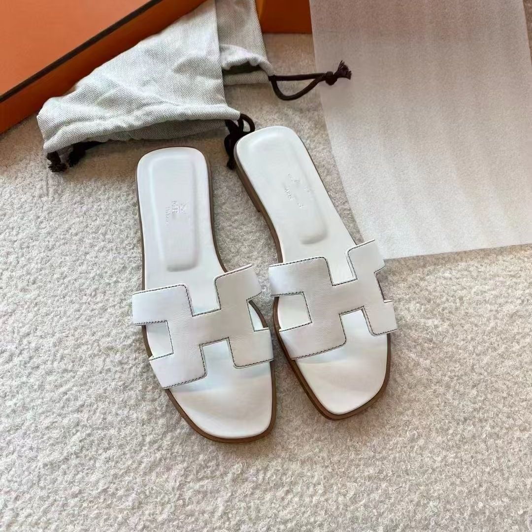 New High-End H Brand Flat Slippers For Women, Sheepskin, Size: 35, Color: Sheep pattern full white