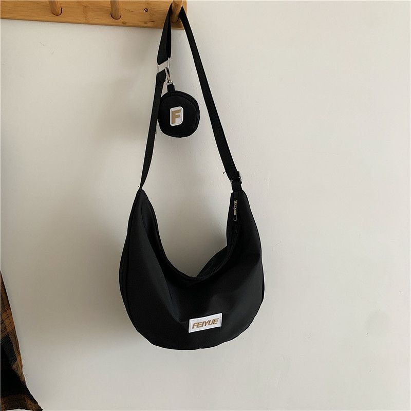 Large Capacity Dumpling Bags Spring New Commuter Bags Single Shoulder Crossbody Bags, Color: Black
