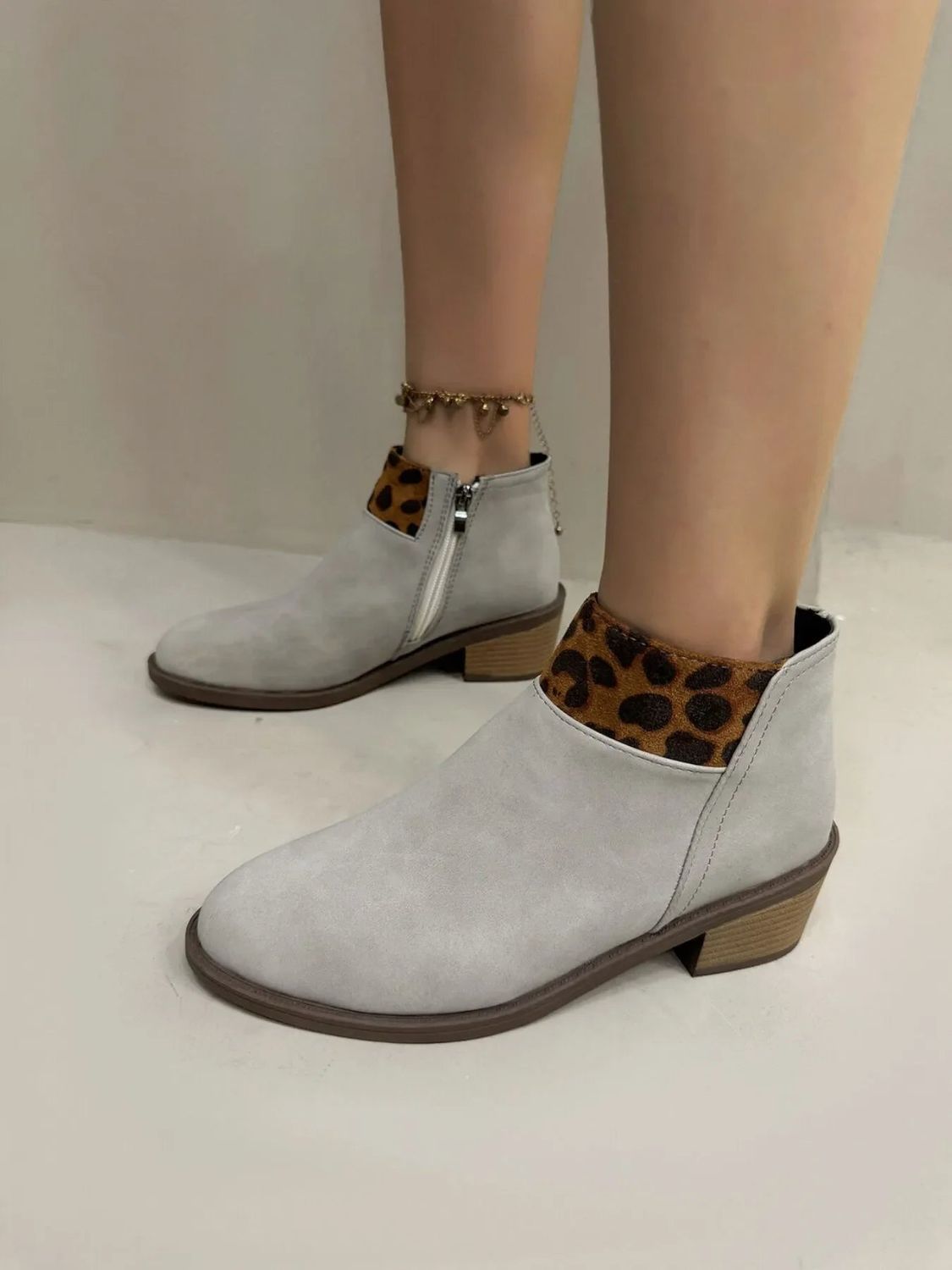 Stylish Leopard Block : Heels Boots, Size: 9, Color: Beige