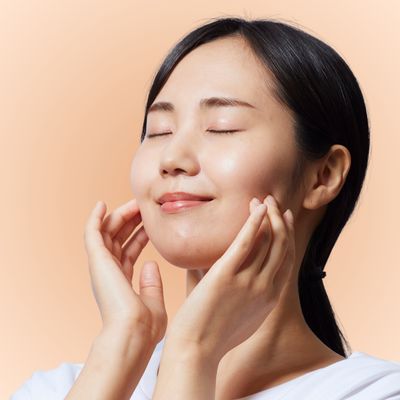 IPL (Intense Pulsed Light) Treatment – Skin Rejuvenation &amp; Pigmentation Correction