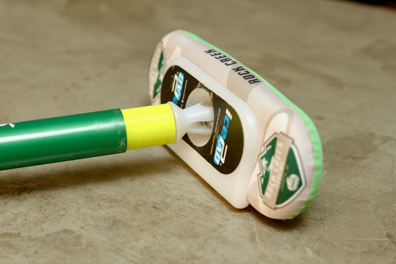 lineHard Reverse Taper Broom Adapter
