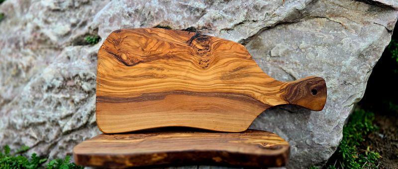 Charcuterie Boards Med.- Olive Wood