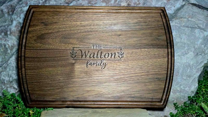 Cutting Board -Walnut