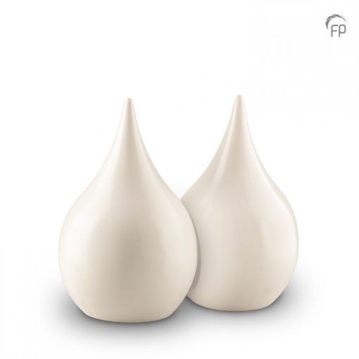Ceramic outdoor DUO urn teardrop white