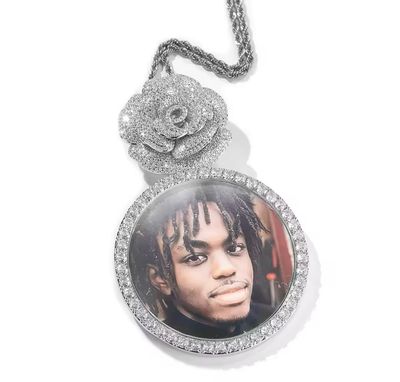 Big Rose Bail Medallion