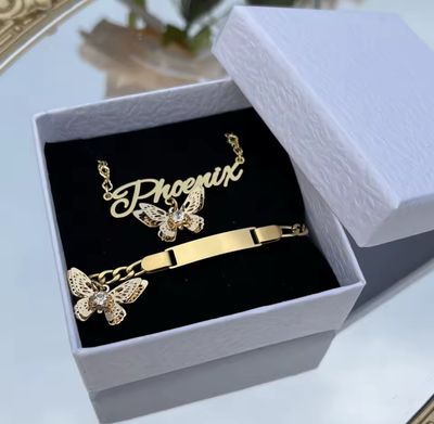 Golden Wings Personalized Set