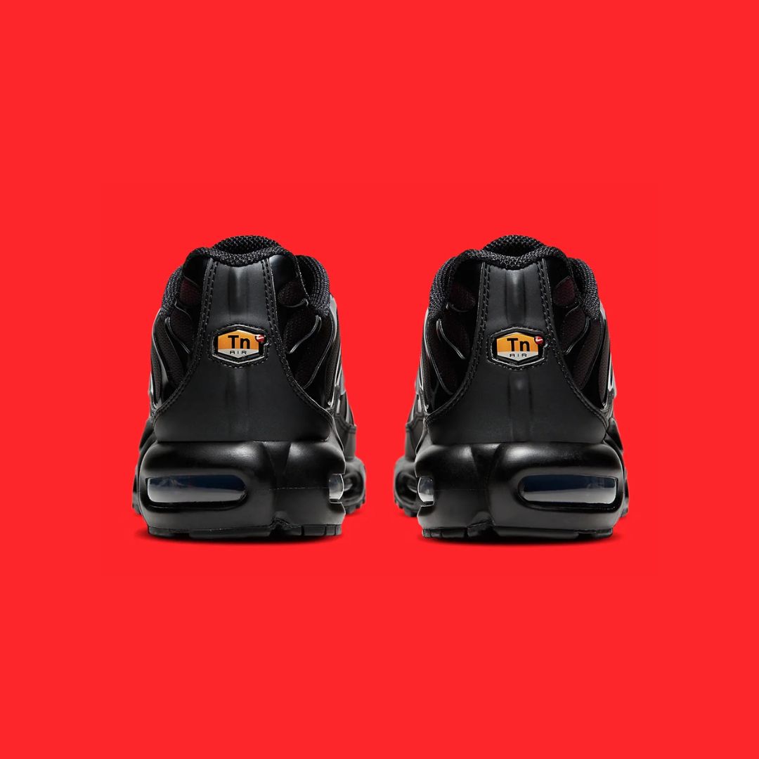 Nike Air Max Plus - Deadpool