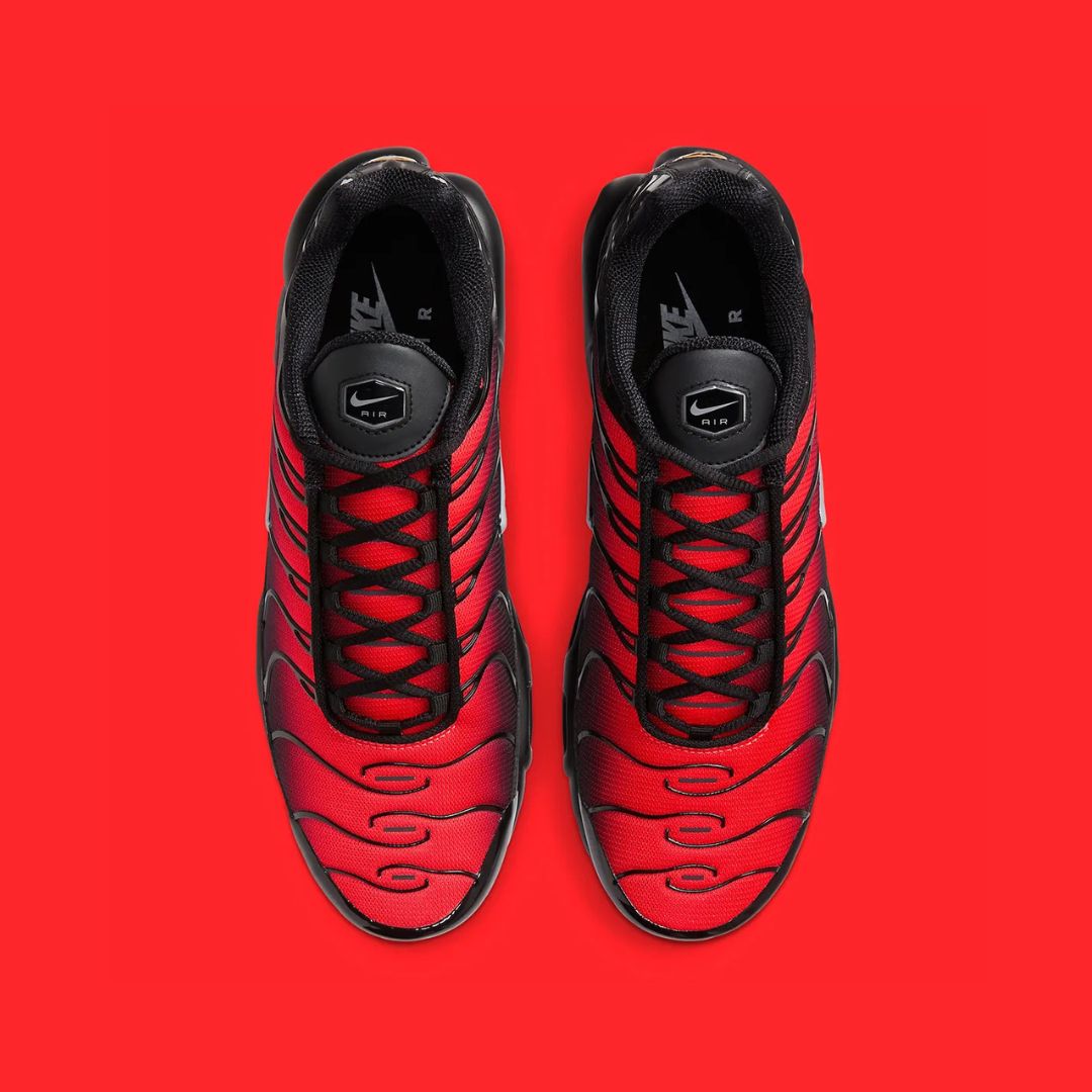 Nike Air Max Plus - Deadpool