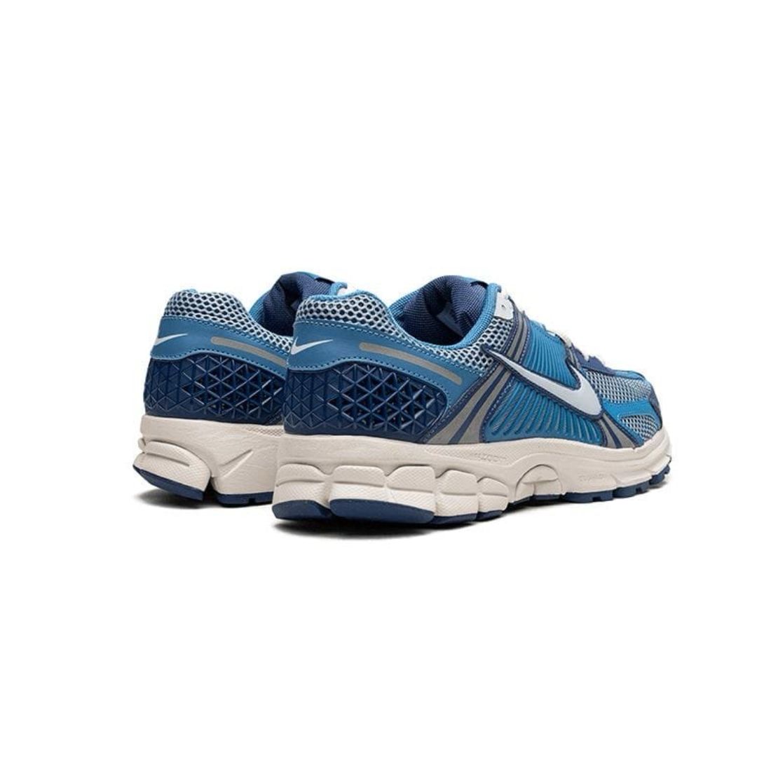 Nike Zoom Vomero 5 Worn Blue