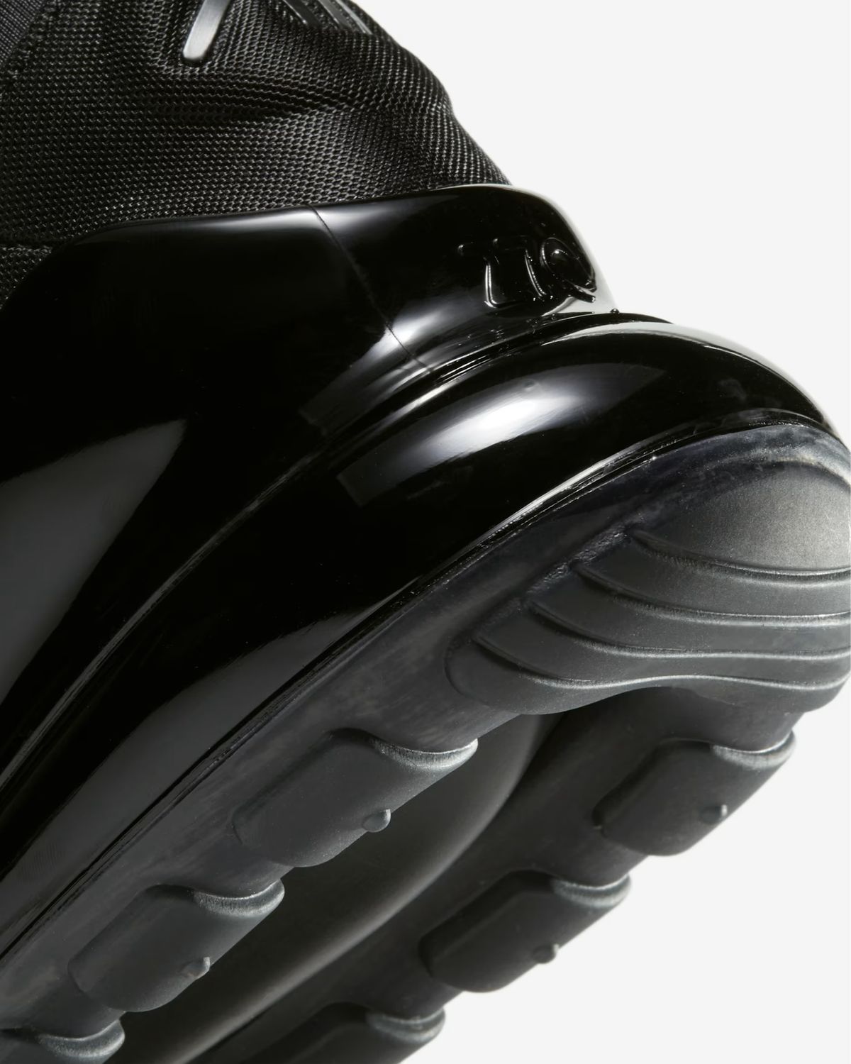Nike Air Max 270 All Black