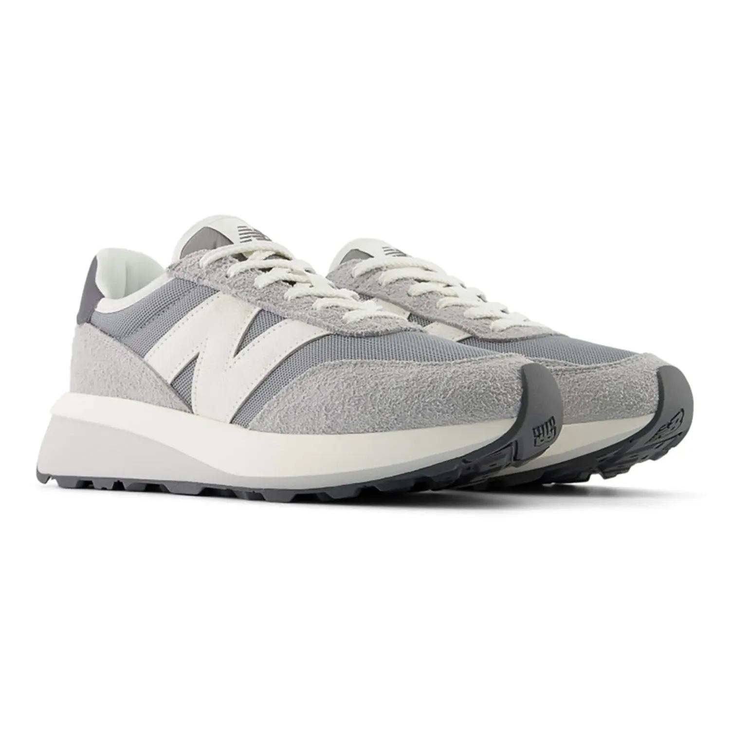 New Balance 370 in - Grey White Suede