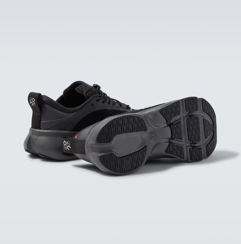 ON Cloudsolo LOEWE  "  Black "