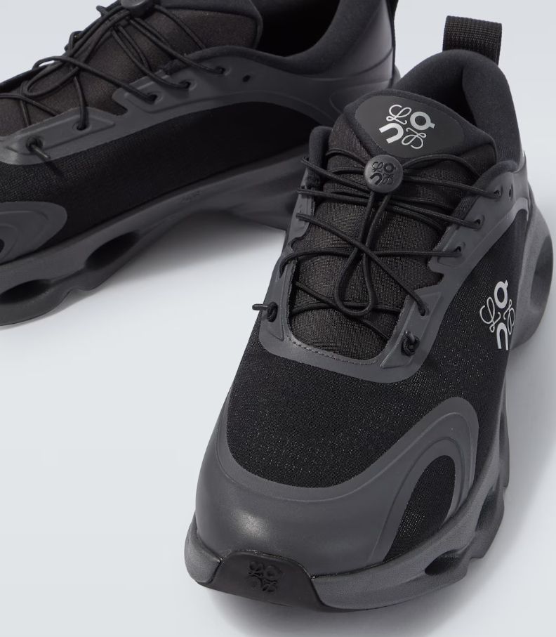 ON Cloudsolo LOEWE  "  Black "