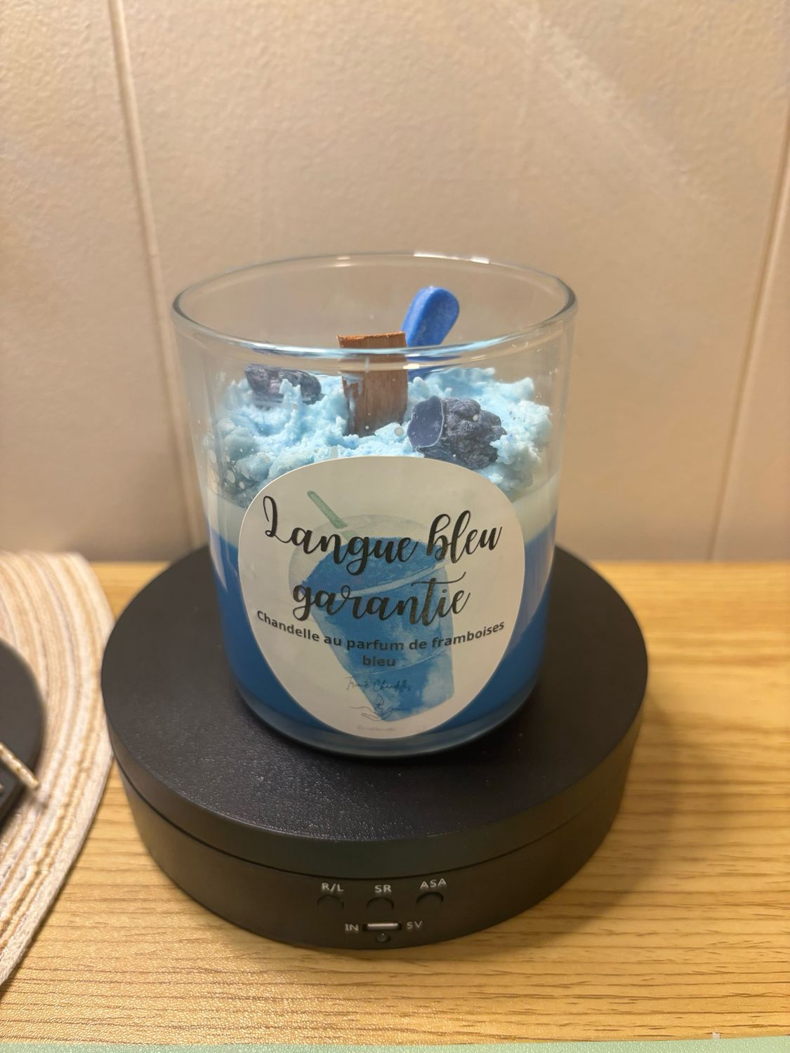 Langue bleu garantie
