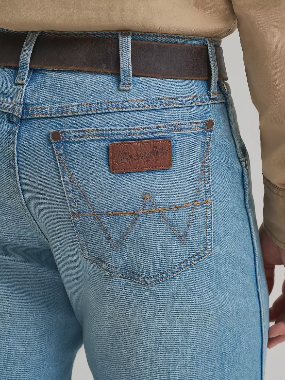Jeans Wrangler Retro - Relaxed fit bootcut -Fallon