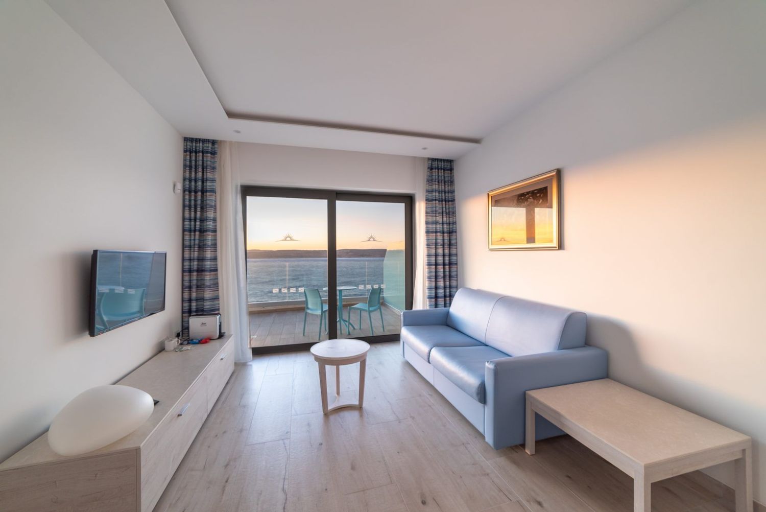 Retreat in a Single Occupancy Seaview Suite per person (minus deposit)