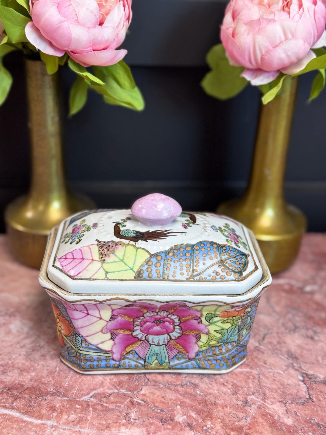 Hand painted Tobacco Leaf box