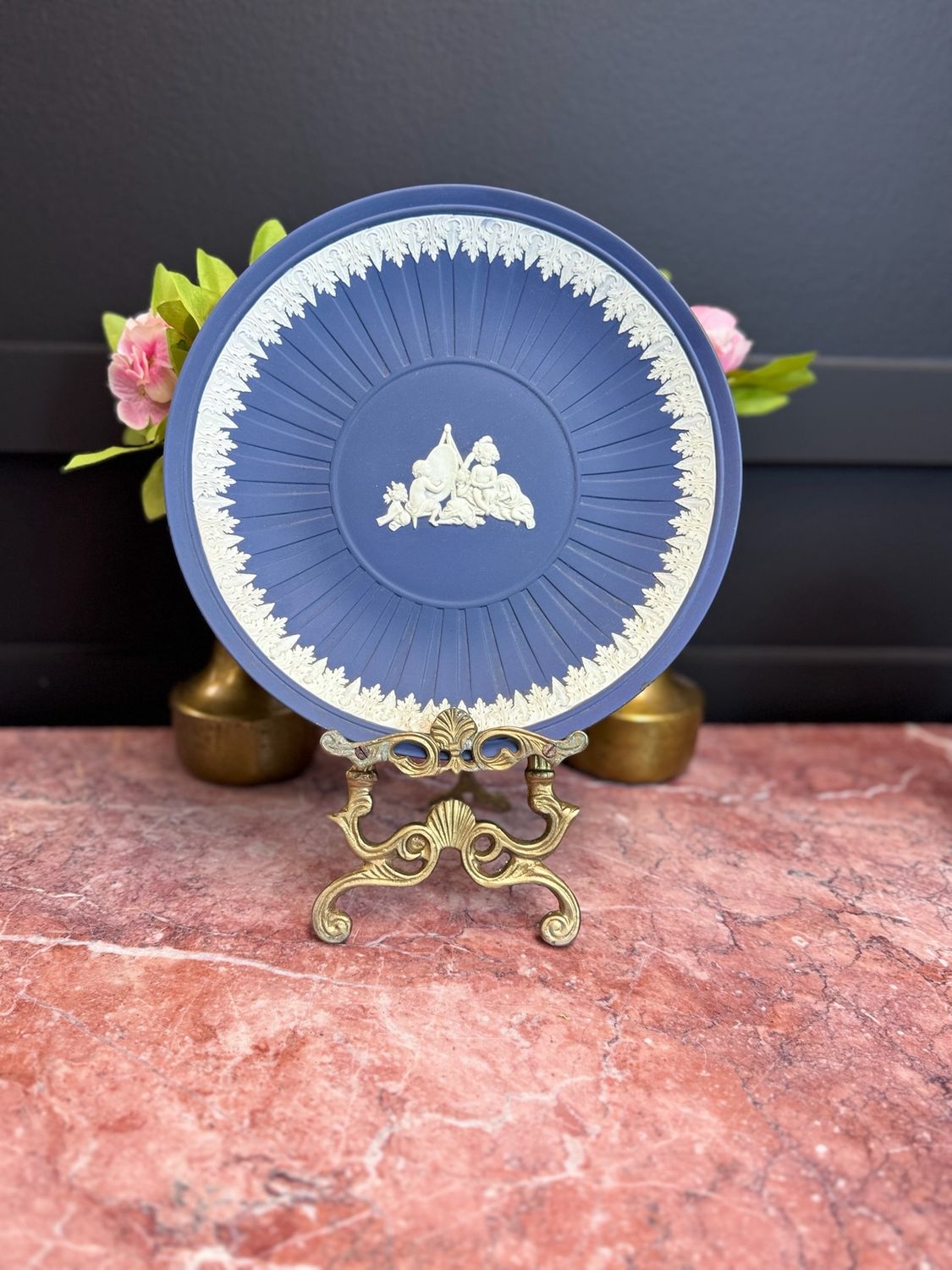 Wedgewood Jasperware Portland blue plate
