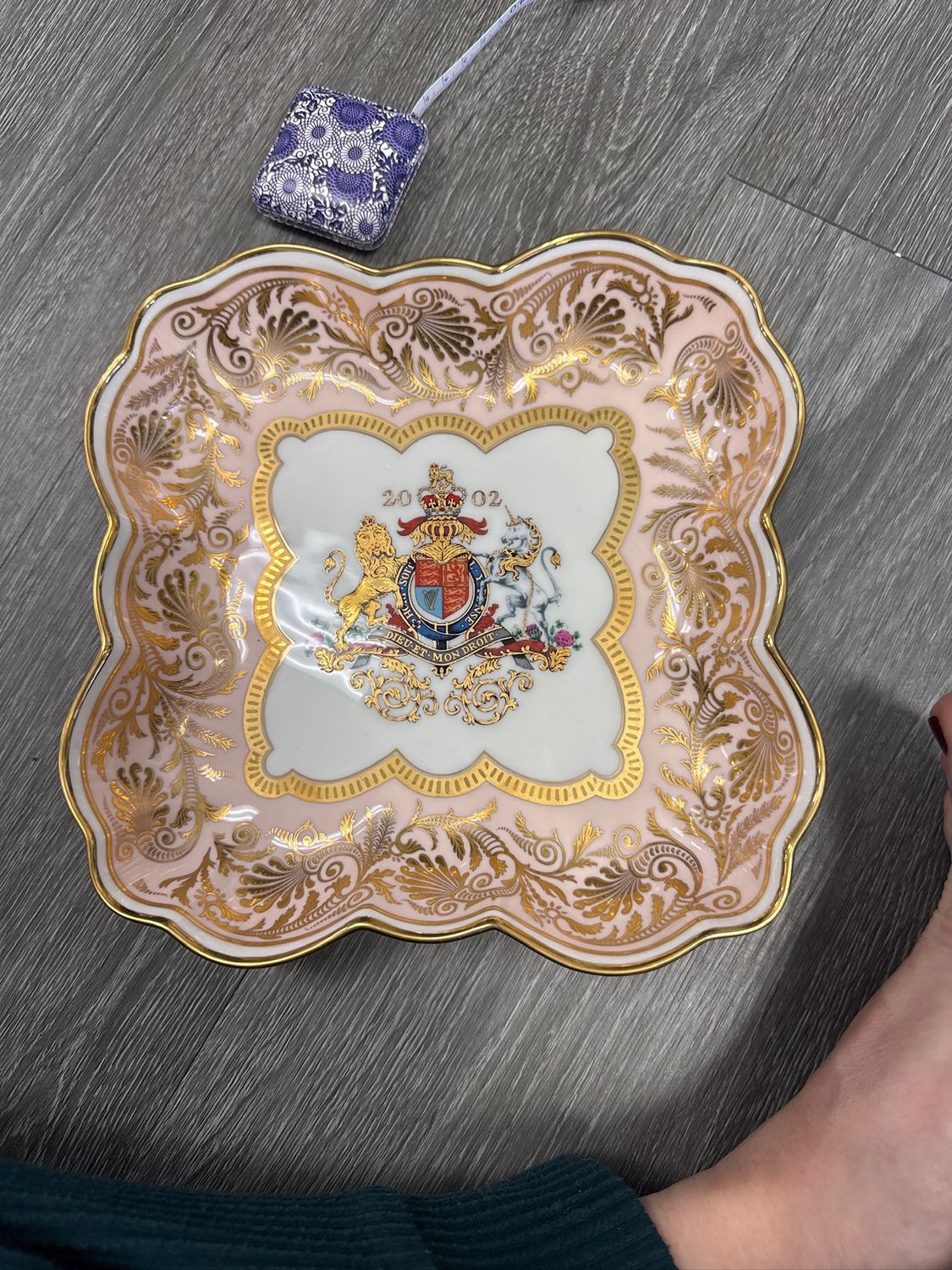 2002 Buckingham Palace Jubilee porcelain dish