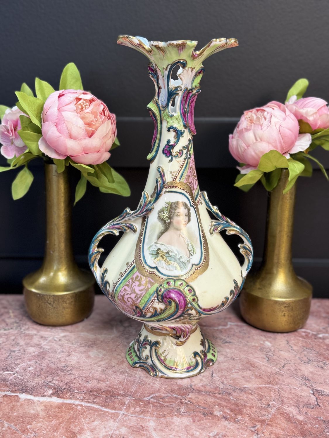 Japanese porcelain vase