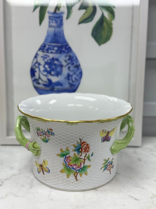 Planters and Cachepots