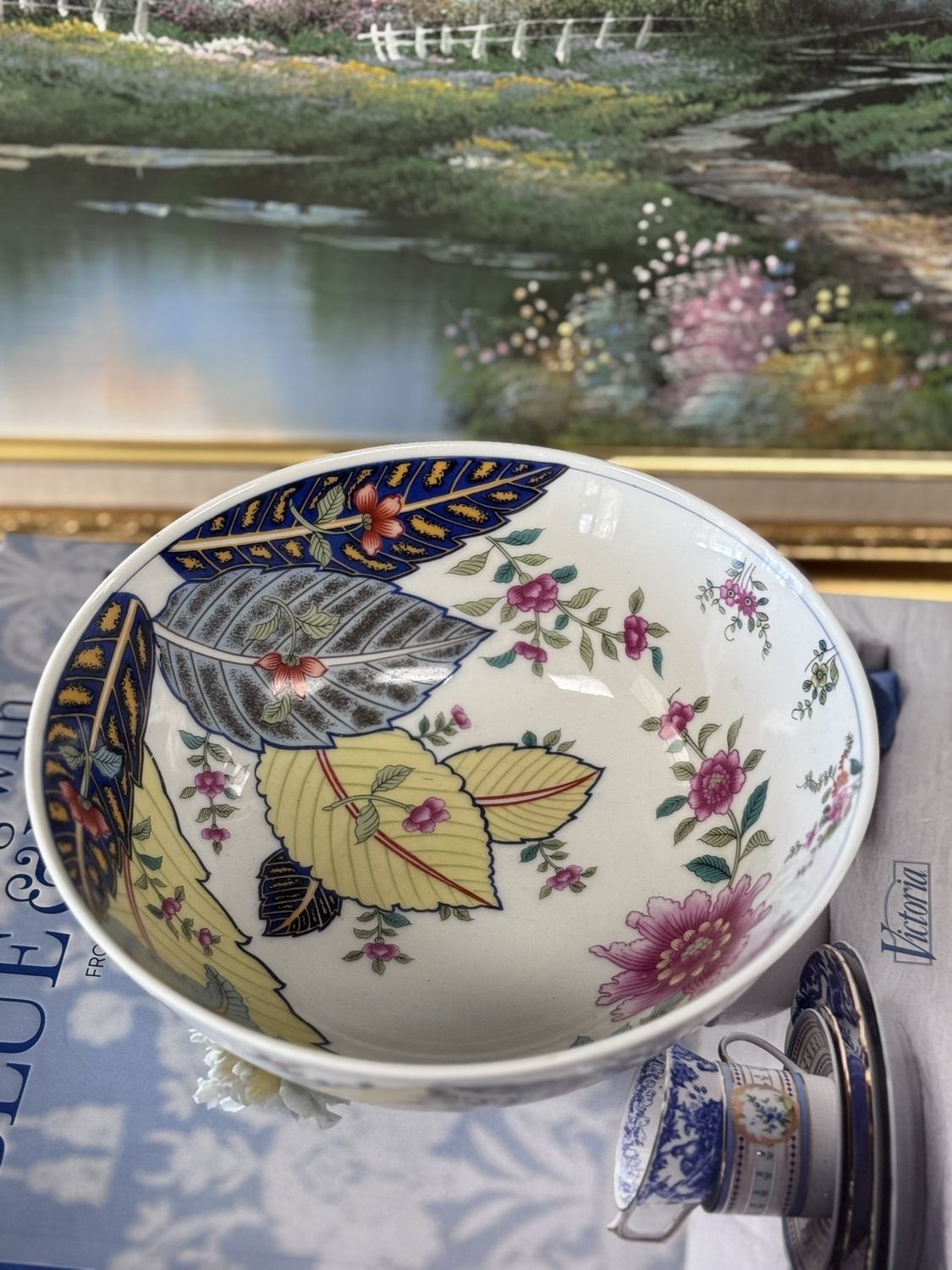 Tobacco Leaf Bowl