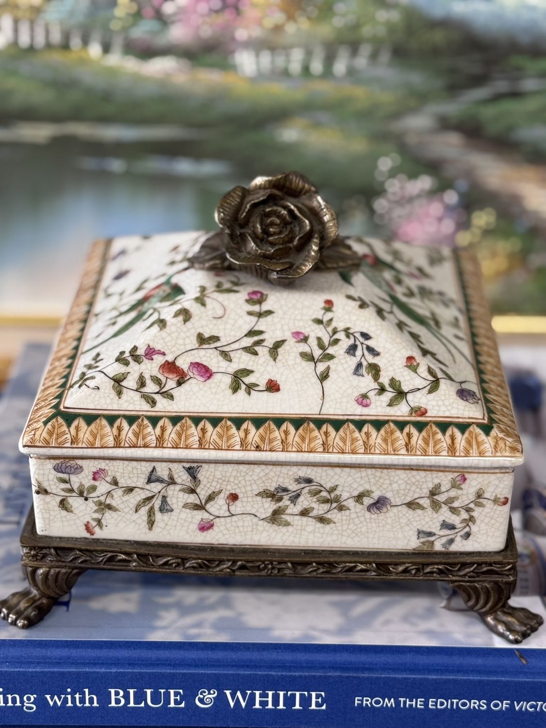 Bronze Rose Finial Wong Lee Box