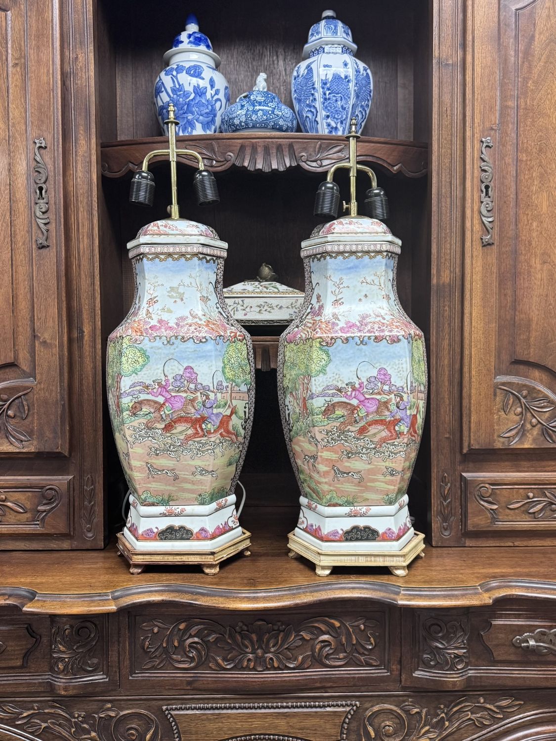 Hunt Scene Lamps