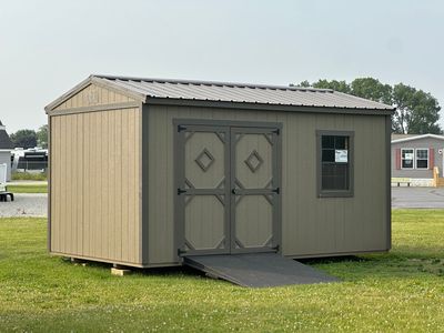 10x16 Garden Shed w/Poly Ramps #01764