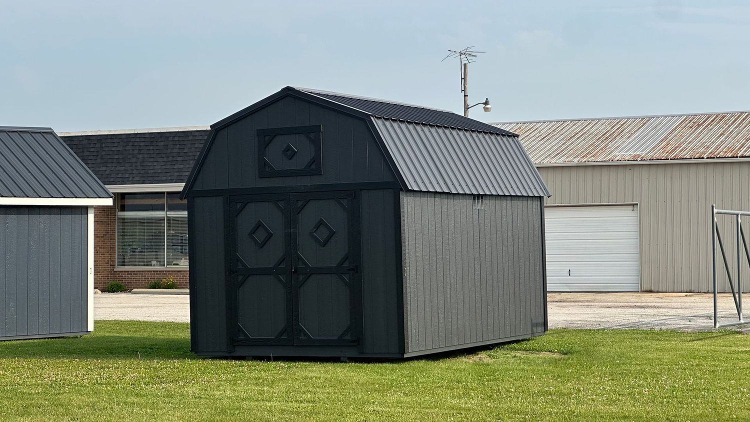 10x16 Lofted Barn #01839