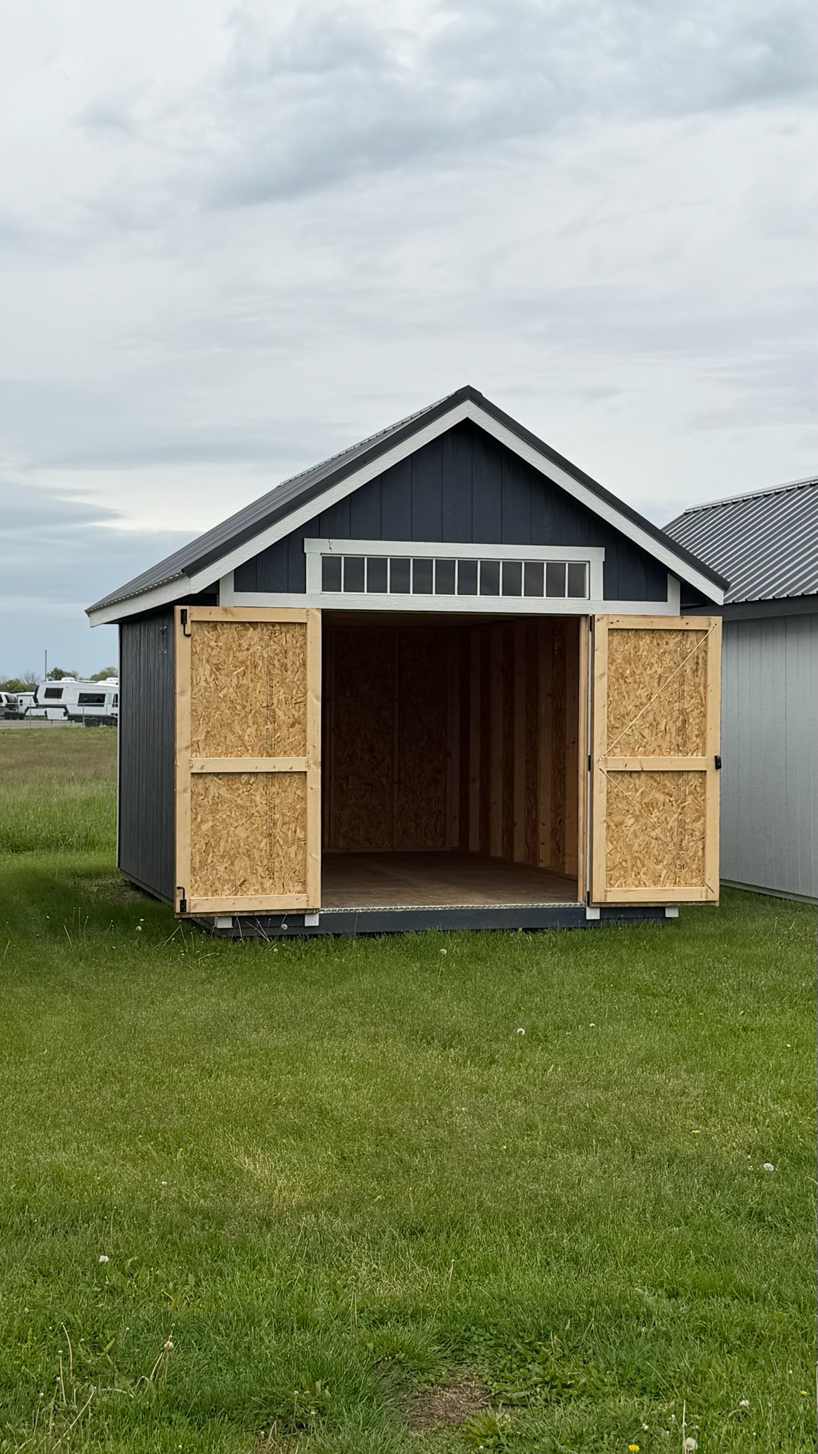10x16 Deluxe Utility Shed #01731