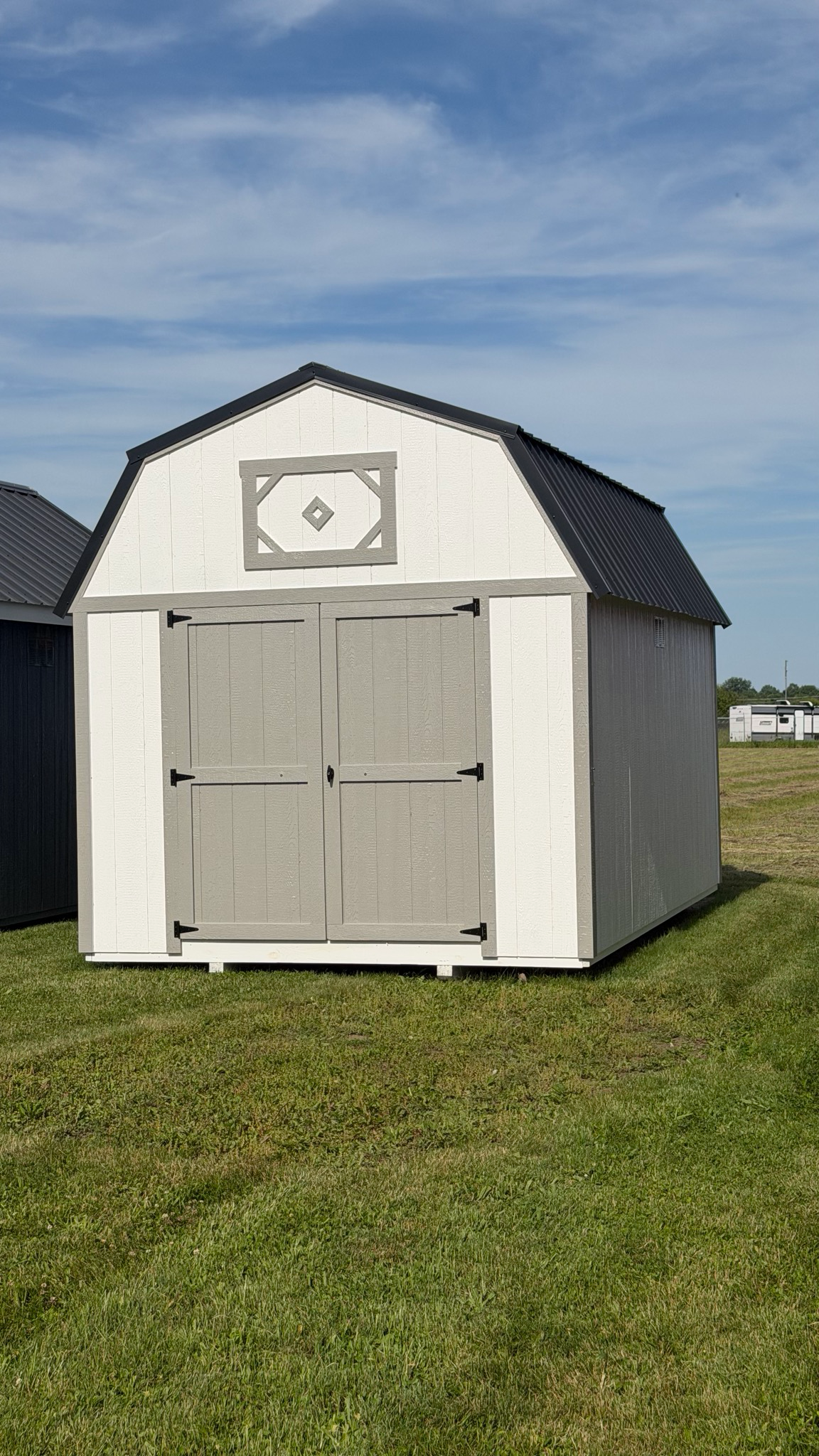 10x16 Lofted Barn #01988