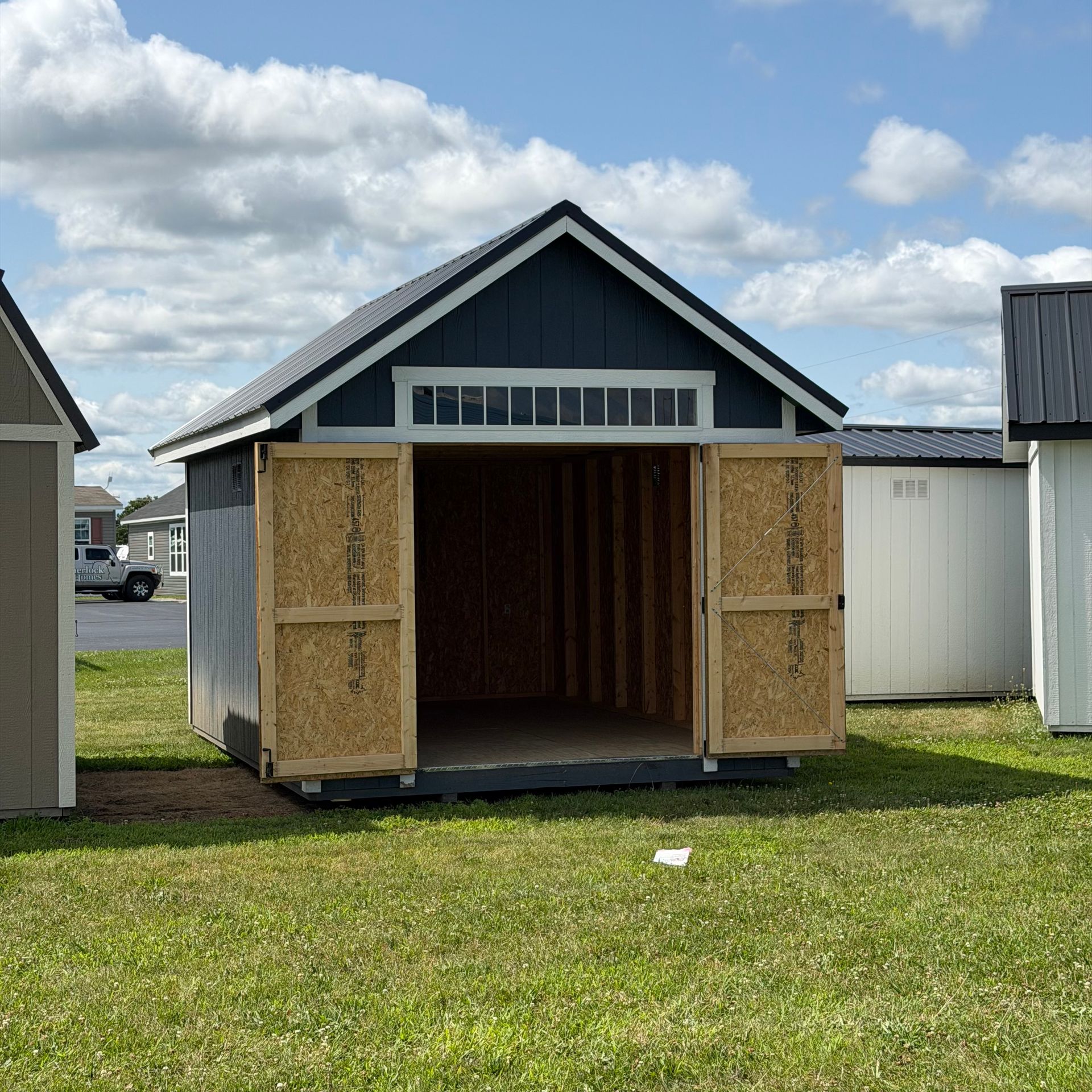 10x16 Deluxe Utility Shed #01641