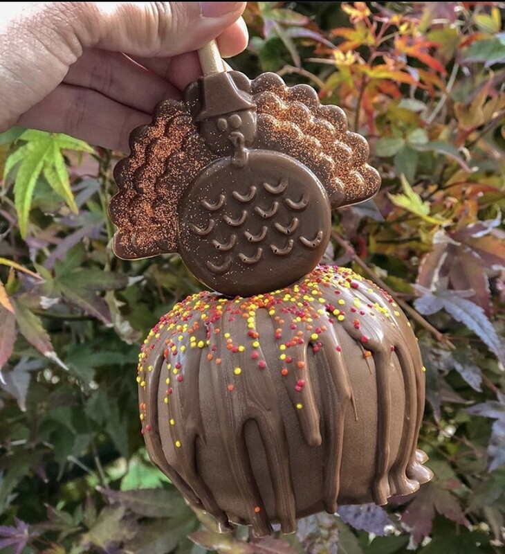 Large Turkey Caramel &amp; Chocolate Apple
