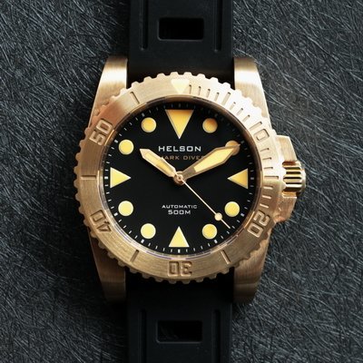 helson shark diver 42 brass