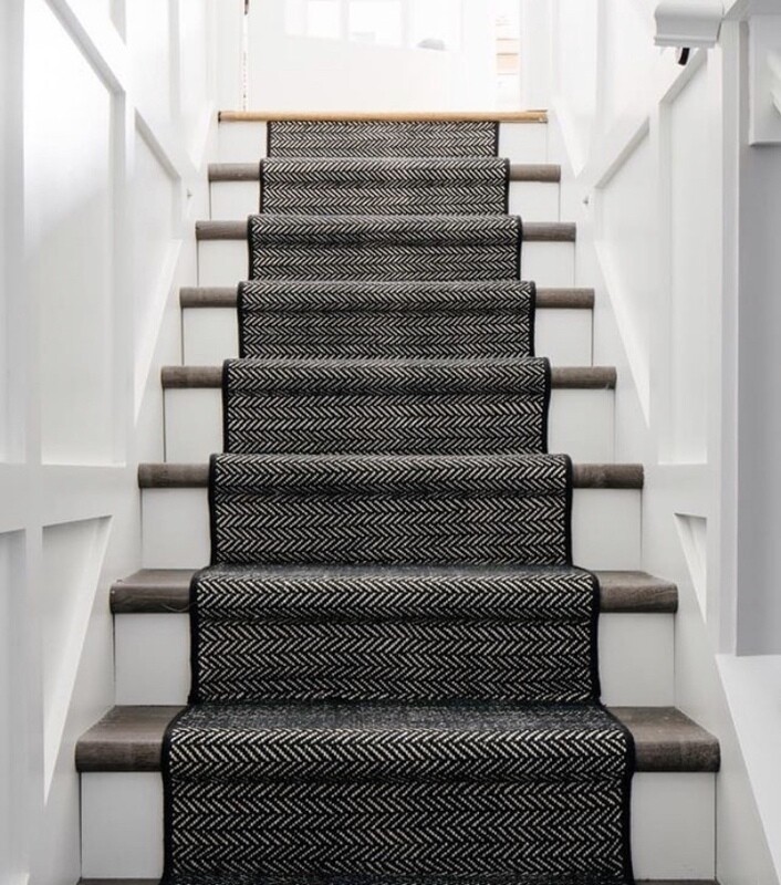 Herringbone runner 2.5&#39; x 8&#39;