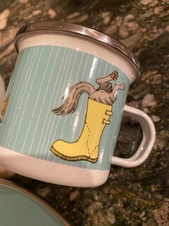 &quot;It&#39;s raining cats &amp; dogs&quot; child set