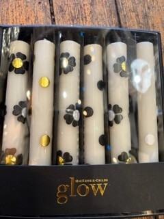 6 pack black & white flowers - Mackenzie-Childs candle