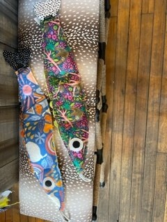 Large therapeutic Fishbellies