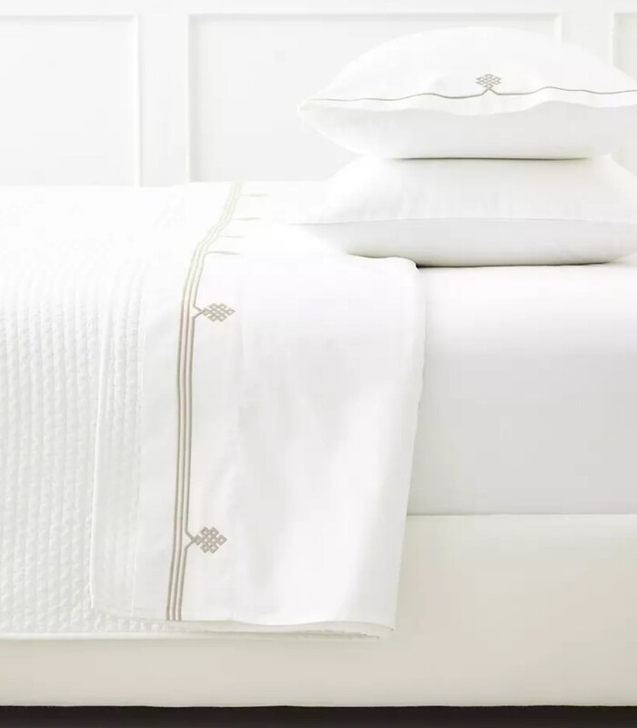 luxurious  Sateen sheet set (California king)~Received
