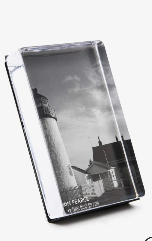Vertical 6” x4” glass frame