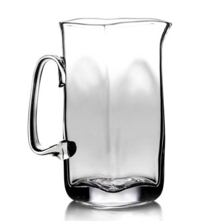 Woodbury Pitcher-medium ~received COMPLETE