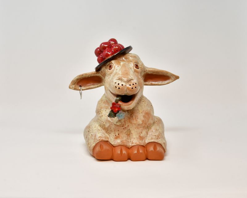 Schaf mit Bollenhut