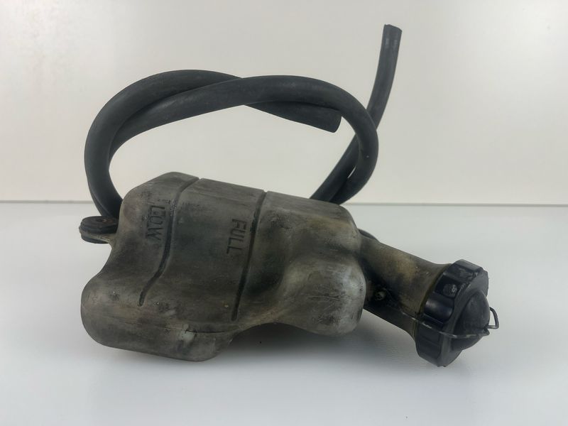 Honda CX500-B Cooling water reservoir