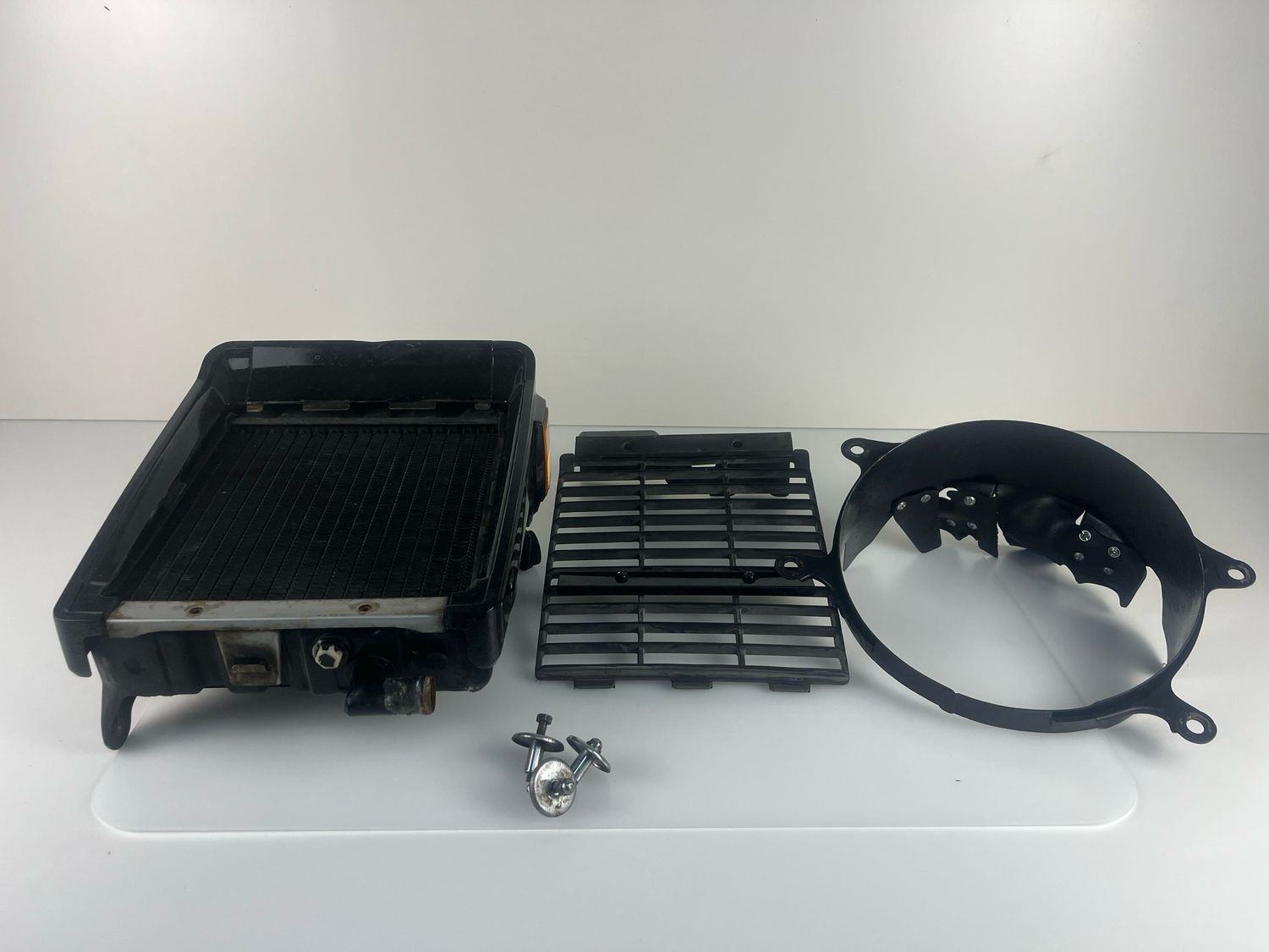 Honda CX500-B Radiator, hoods and grille