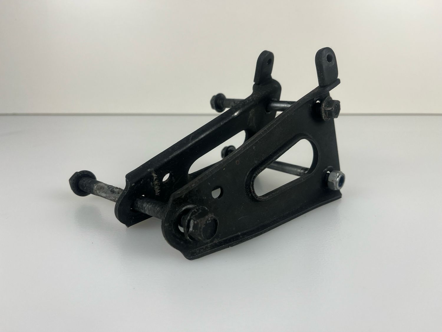 Honda CX500-B engine block suspension bracket